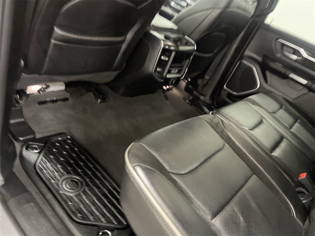 2024 RAM 1500 Laramie Crew Cab 4x4 5'7' Box