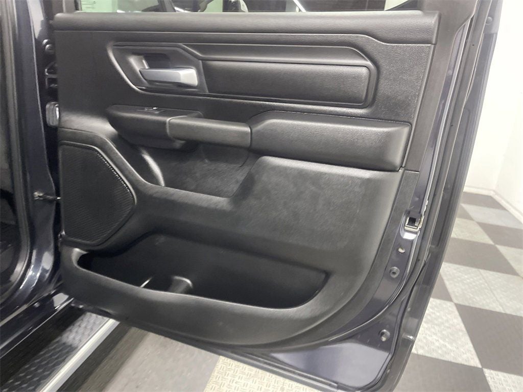 2019 RAM 1500 Tradesman Crew Cab 4x4 6'4' Box