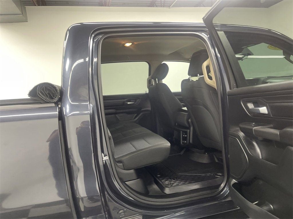 2019 RAM 1500 Tradesman Crew Cab 4x4 6'4' Box