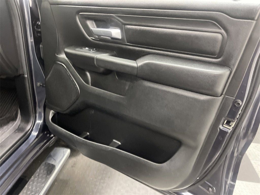2019 RAM 1500 Tradesman Crew Cab 4x4 6'4' Box