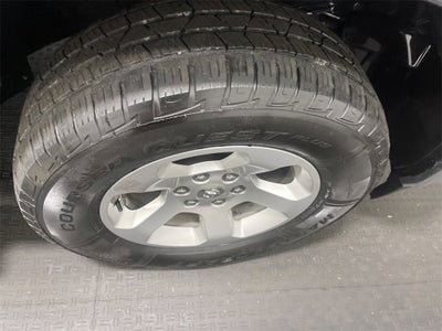 2019 RAM 1500 Tradesman Crew Cab 4x4 6'4' Box