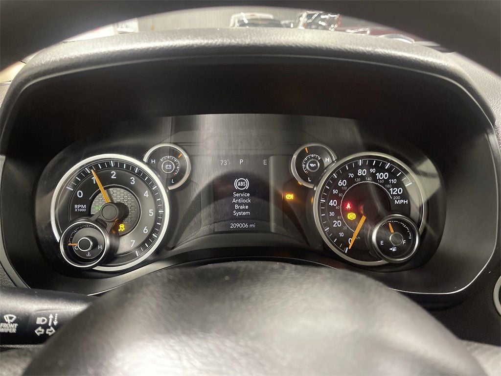 2019 RAM 1500 Tradesman Crew Cab 4x4 6'4' Box