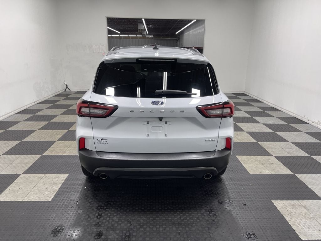 2025 Ford Escape ST-Line Select
