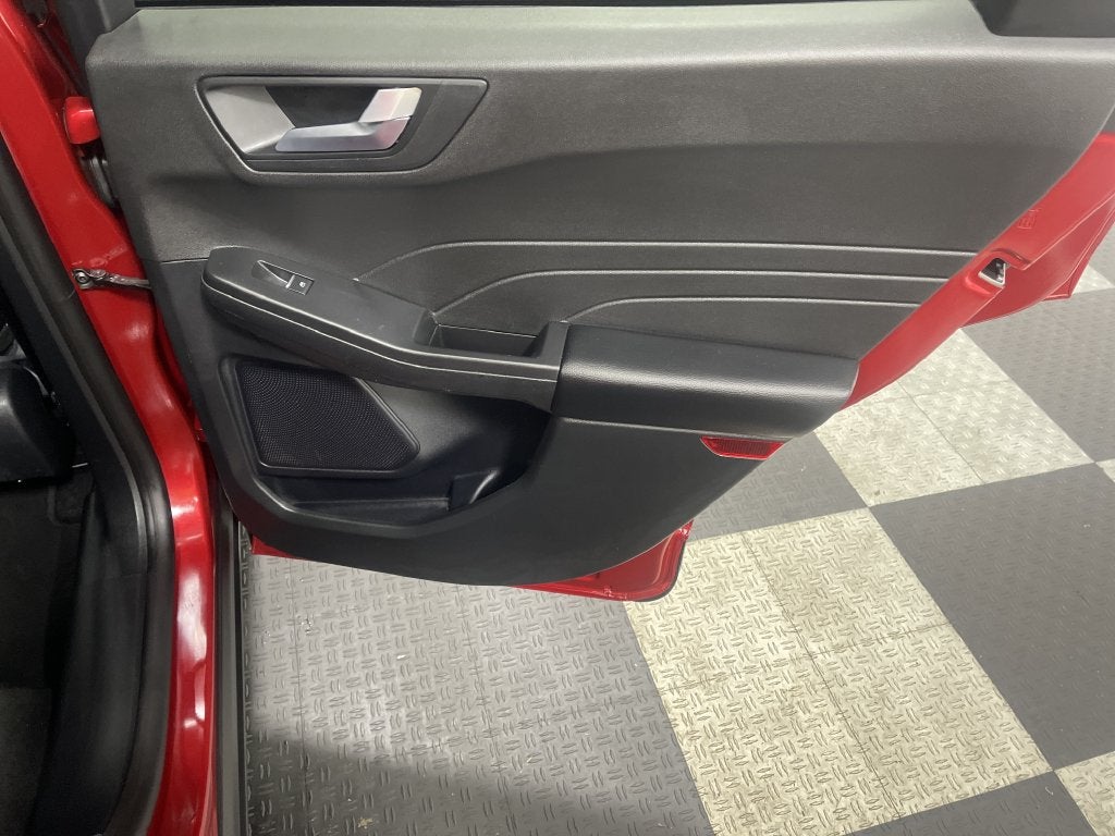 2025 Ford Escape ST-Line Select