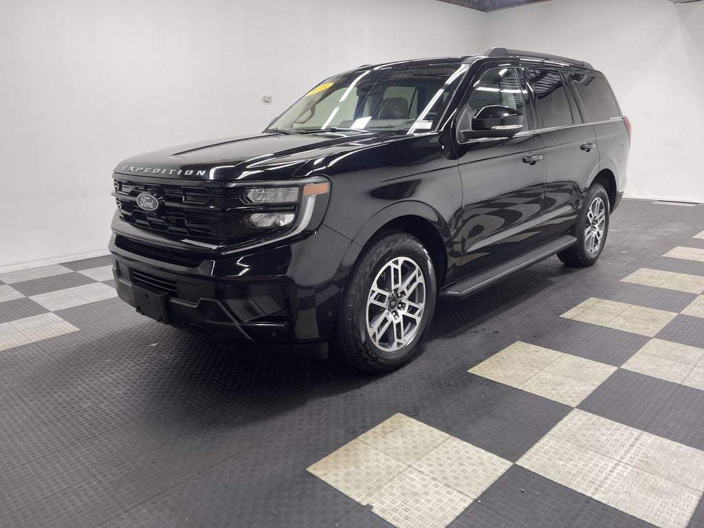 2025 Ford Expedition Active