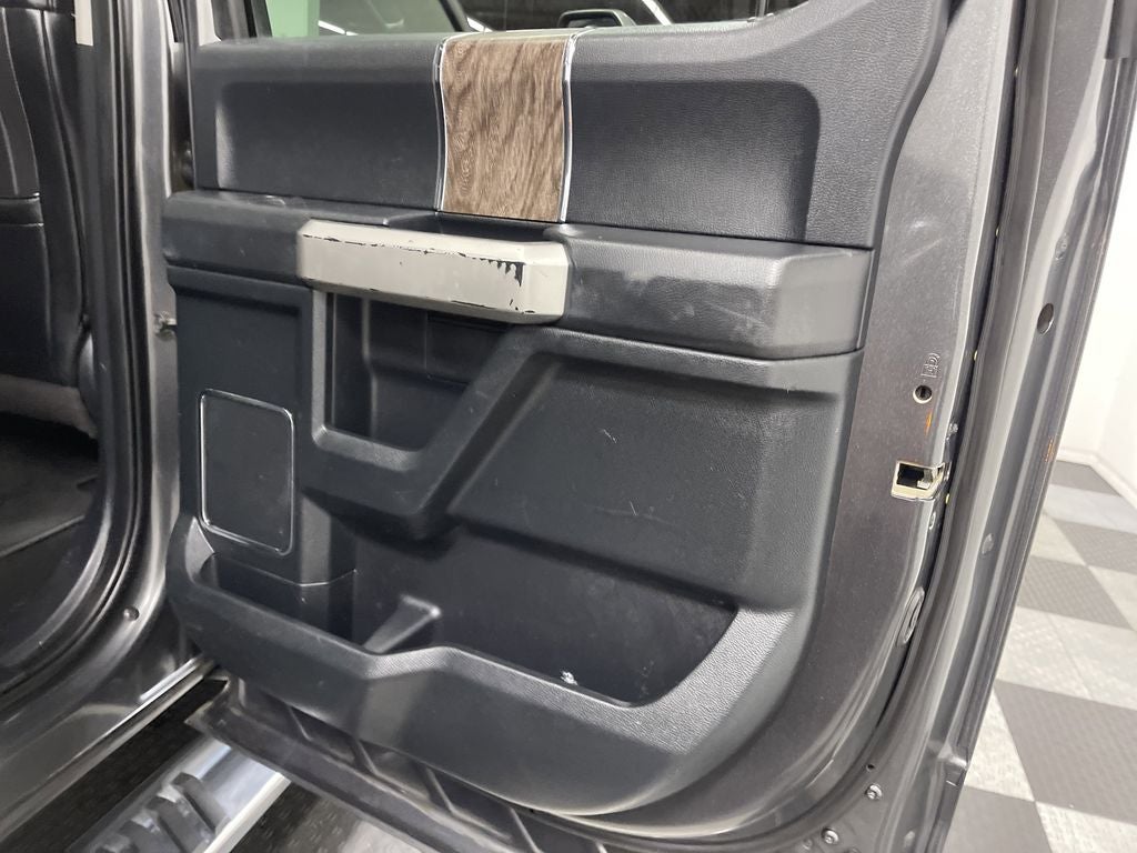 2019 Ford F-350 LARIAT