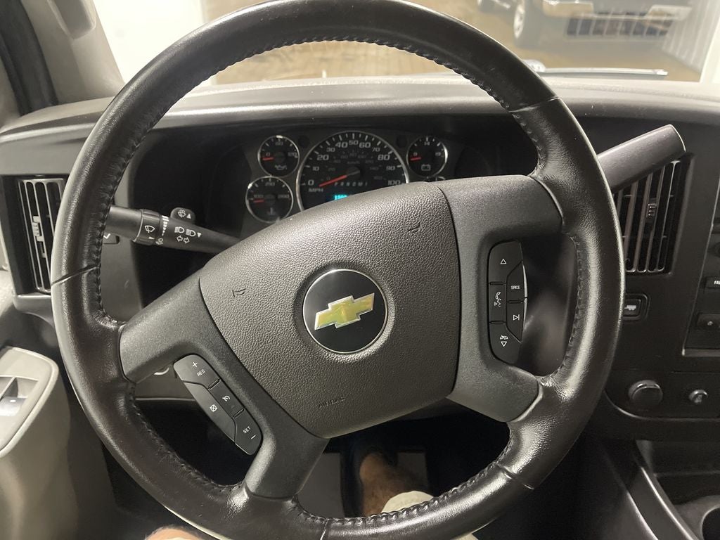 2021 Chevrolet Express Passenger RWD 2500 Regular Wheelbase LS