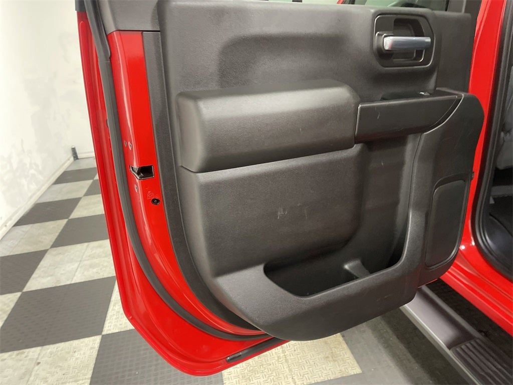 2020 Chevrolet Silverado 2500HD 4WD Crew Cab Standard Bed Custom