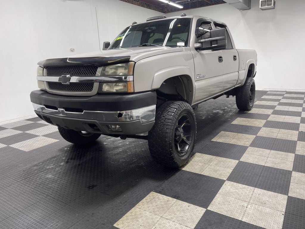 2004 Chevrolet Silverado 2500HD LS