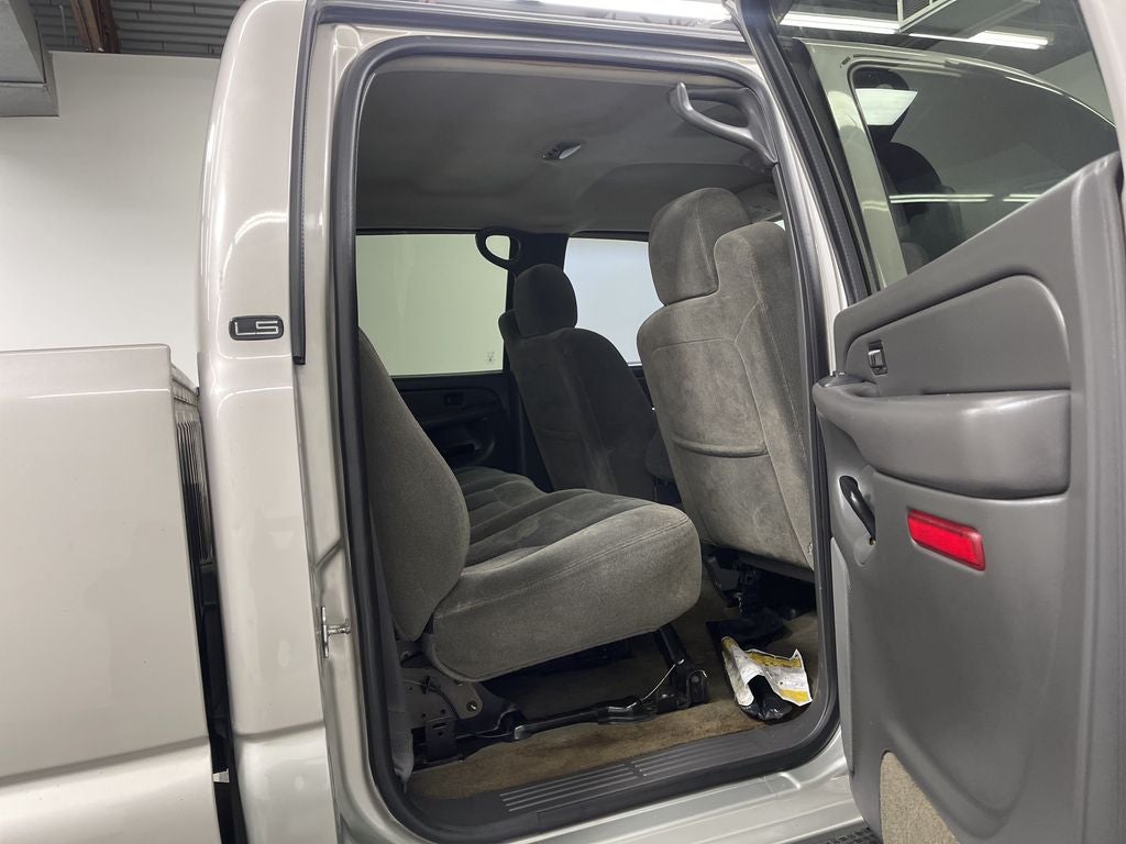 2004 Chevrolet Silverado 2500HD LS