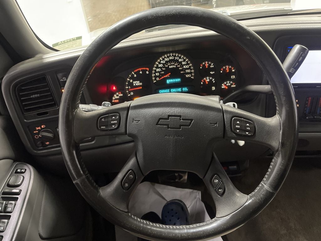 2004 Chevrolet Silverado 2500HD LS