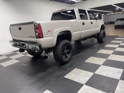 2004 Chevrolet Silverado 2500HD LS