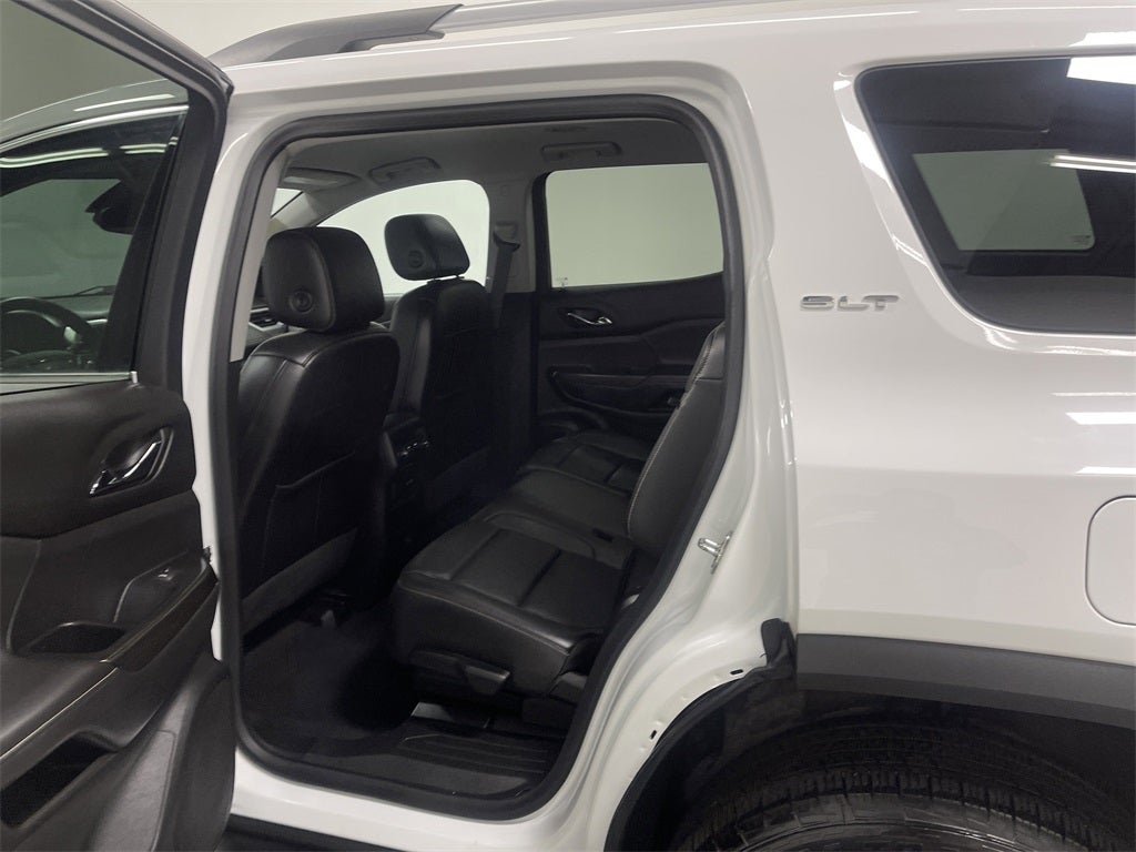 2023 GMC Acadia AWD SLT