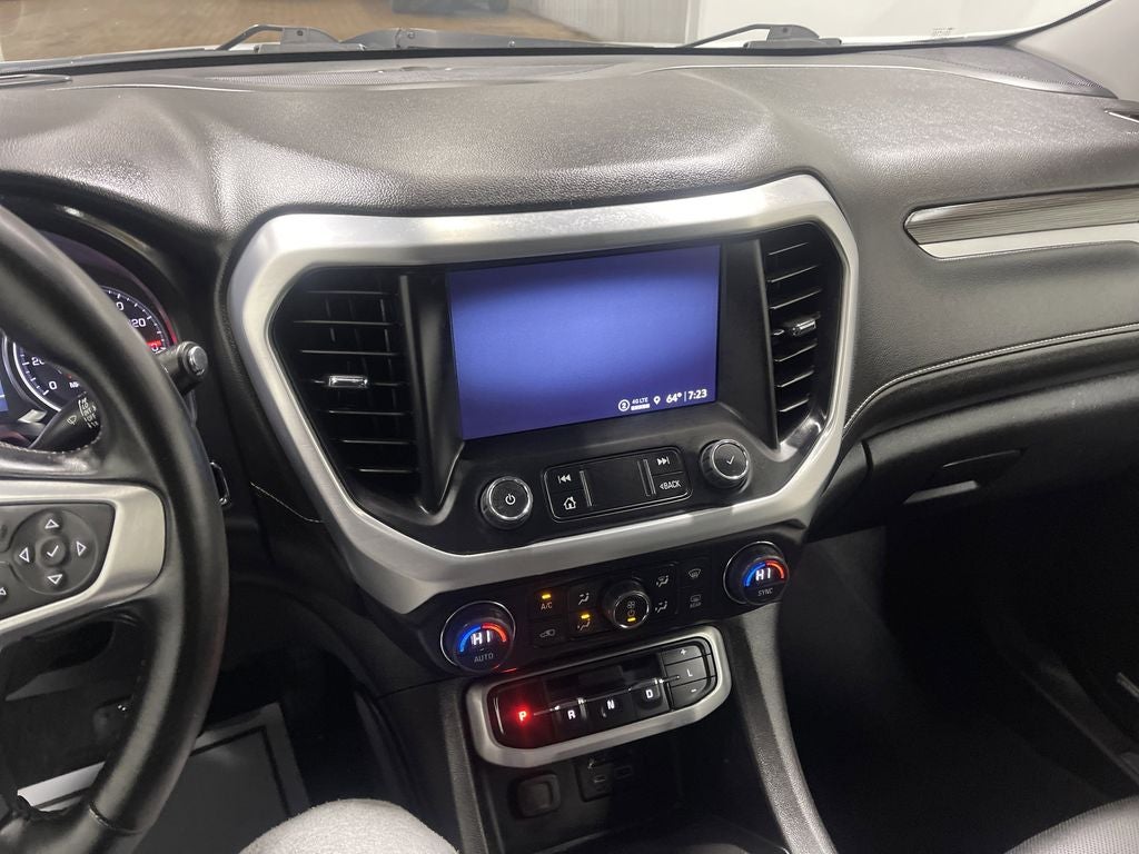 2023 GMC Acadia AWD SLT