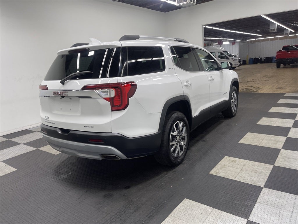 2023 GMC Acadia AWD SLT