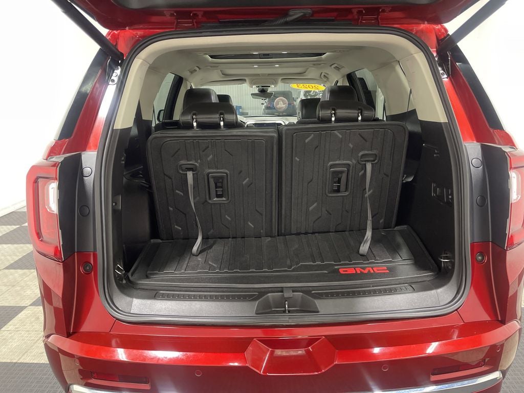2023 GMC Acadia AWD Denali