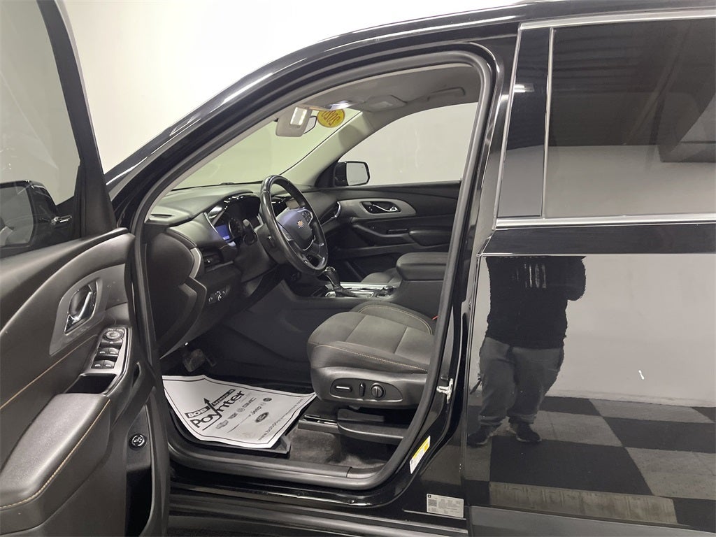 2020 Chevrolet Traverse AWD LT Cloth