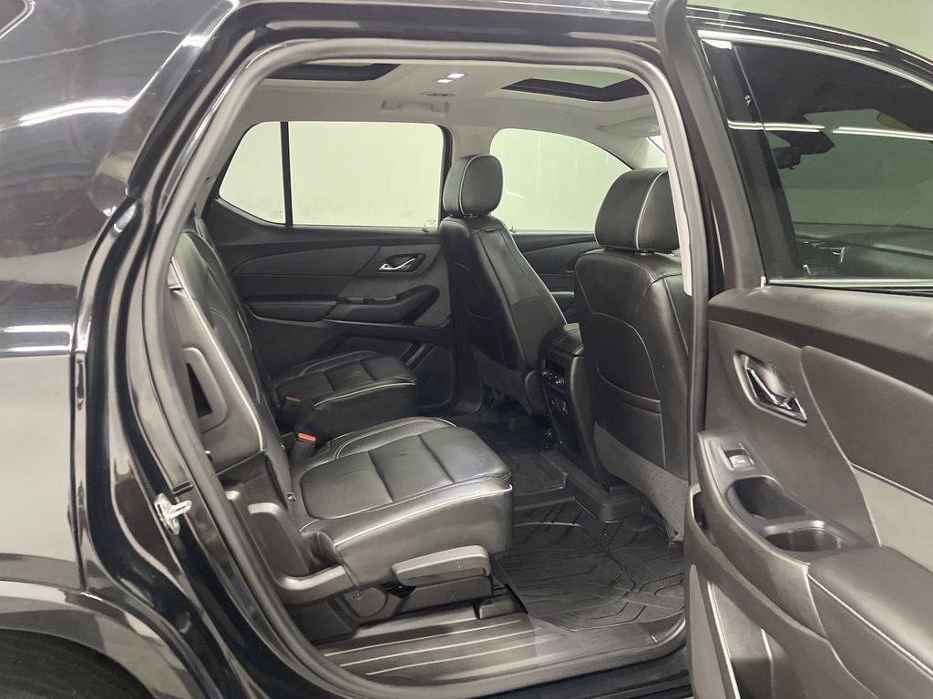 2021 Chevrolet Traverse AWD High Country