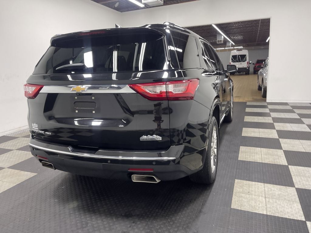 2021 Chevrolet Traverse AWD High Country