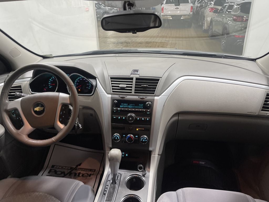 2011 Chevrolet Traverse LS