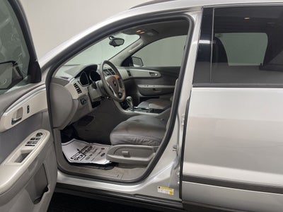 2011 Chevrolet Traverse LS