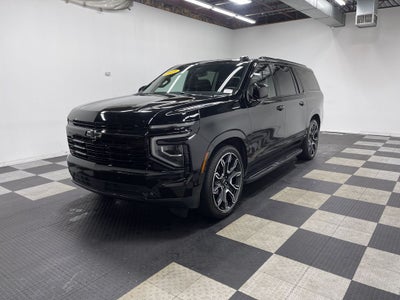2025 Chevrolet Suburban 4WD RST