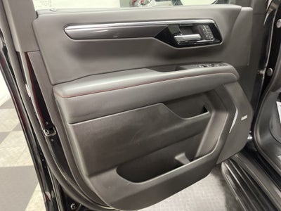 2025 Chevrolet Suburban 4WD RST