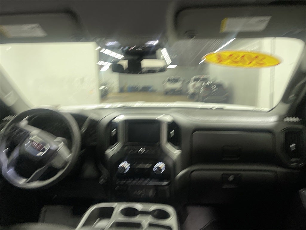 2024 GMC Sierra 2500HD 4WD Crew Cab Standard Bed Pro