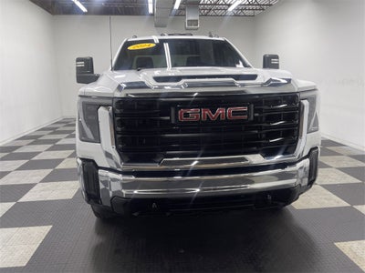 2024 GMC Sierra 2500HD 4WD Crew Cab Standard Bed Pro