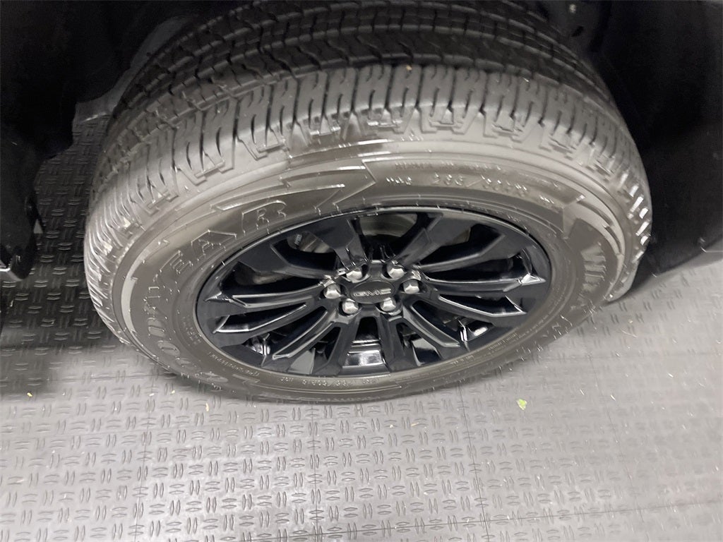 2022 GMC Canyon 4WD Crew Cab Short Box Elevation