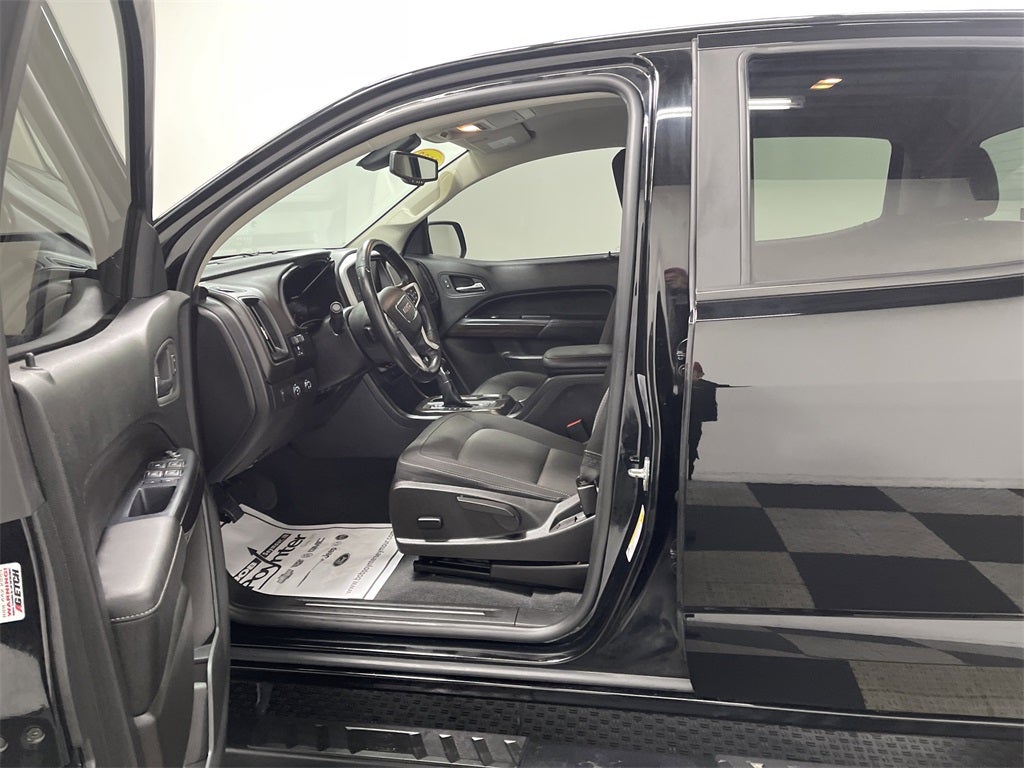 2022 GMC Canyon 4WD Crew Cab Short Box Elevation