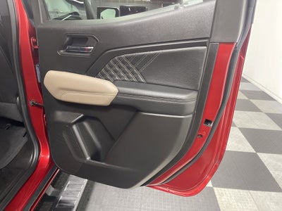 2023 GMC Canyon 4WD Crew Cab Short Box Denali