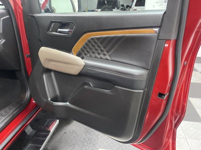 2023 GMC Canyon 4WD Crew Cab Short Box Denali