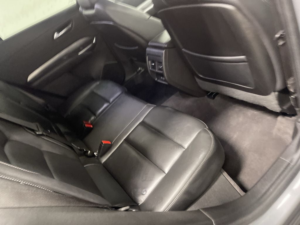 2024 Cadillac XT4 FWD Premium Luxury