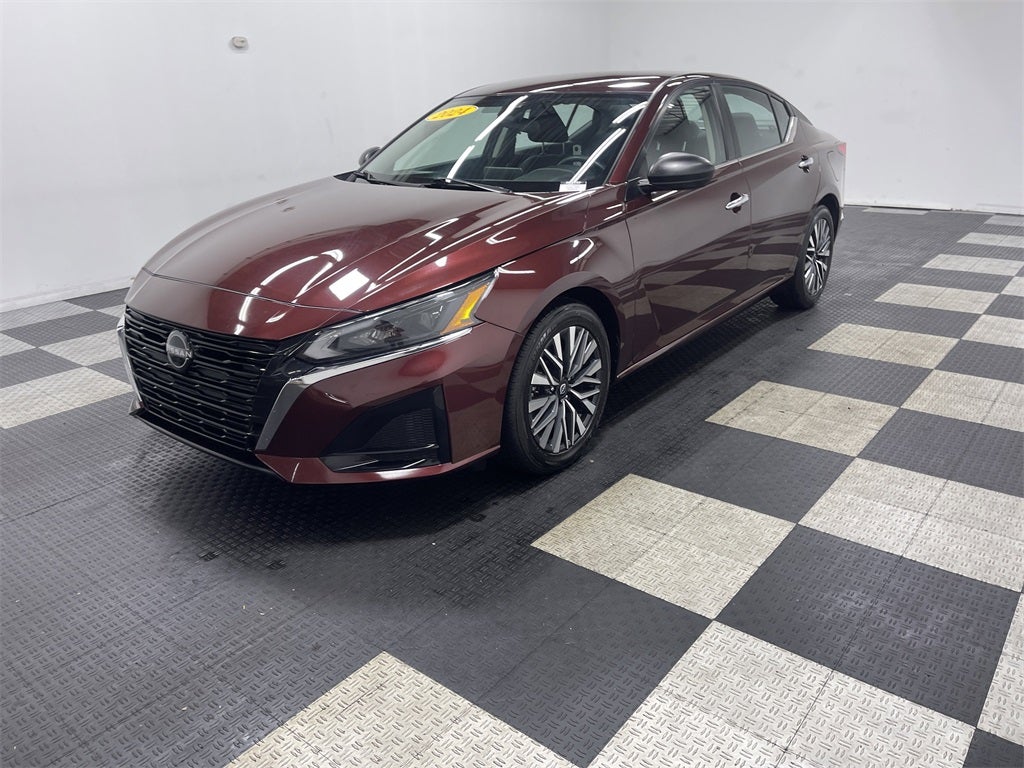 2024 Nissan Altima SV FWD