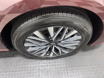 2024 Nissan Altima SV FWD