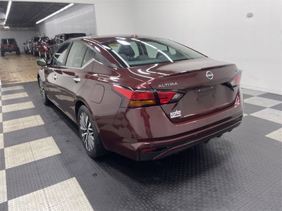 2024 Nissan Altima SV FWD