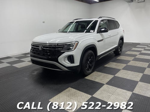 2024 Volkswagen Atlas 2.0T Peak Edition SE w/Technology