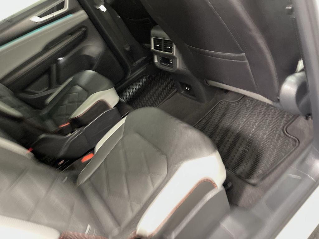 2024 Volkswagen Atlas 2.0T Peak Edition SE w/Technology