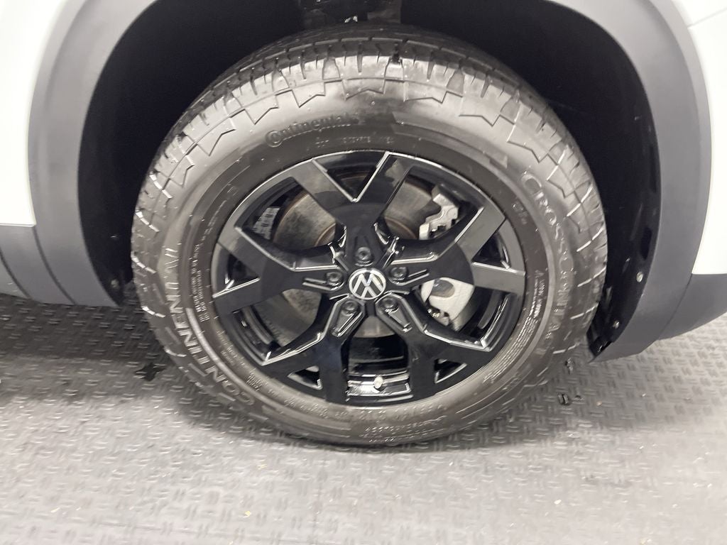 2024 Volkswagen Atlas 2.0T Peak Edition SE w/Technology