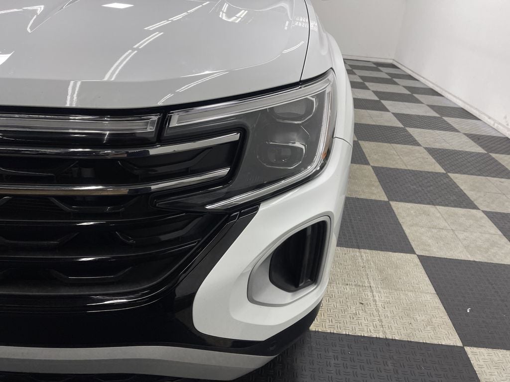 2024 Volkswagen Atlas 2.0T Peak Edition SE w/Technology