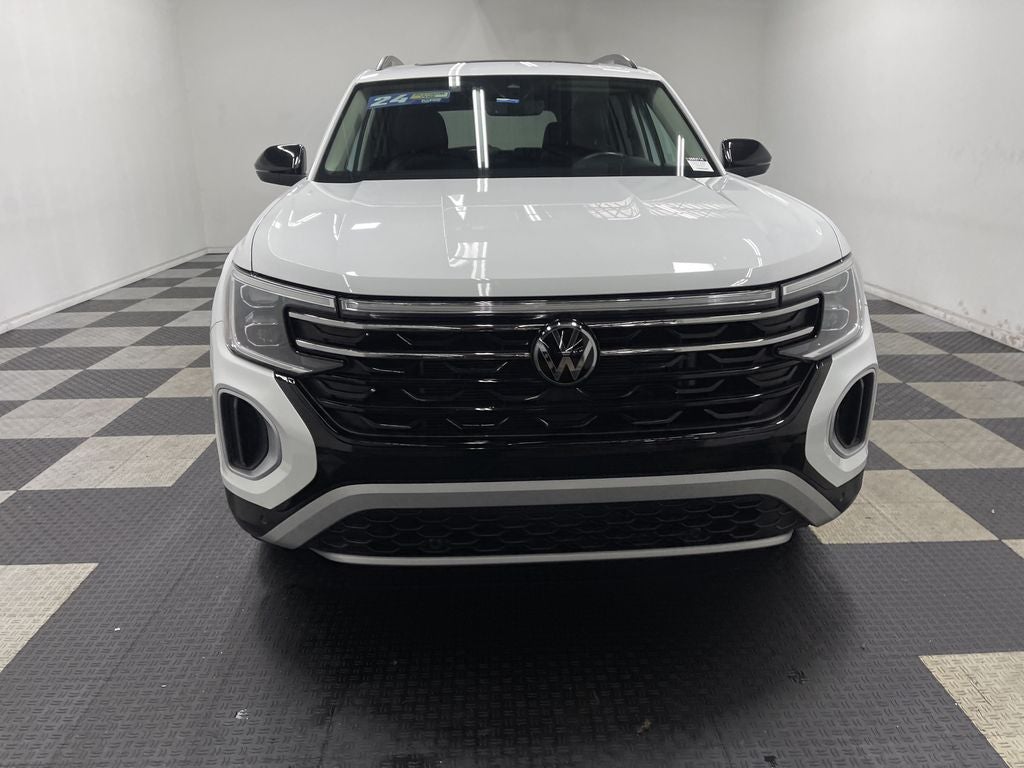 2024 Volkswagen Atlas 2.0T Peak Edition SE w/Technology