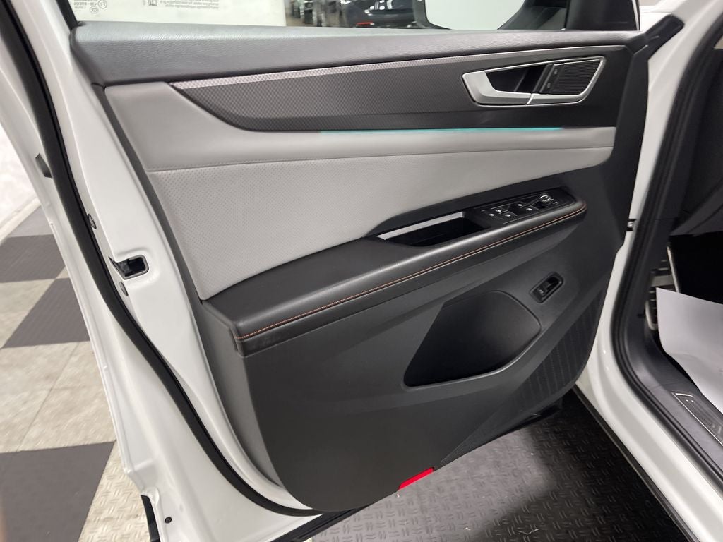 2024 Volkswagen Atlas 2.0T Peak Edition SE w/Technology