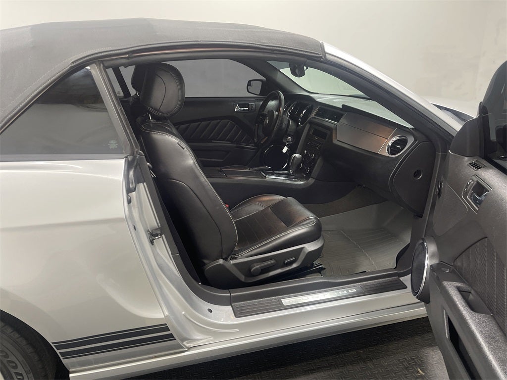 2014 Ford Mustang V6 Premium