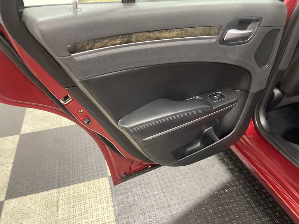 2012 Chrysler 300C C