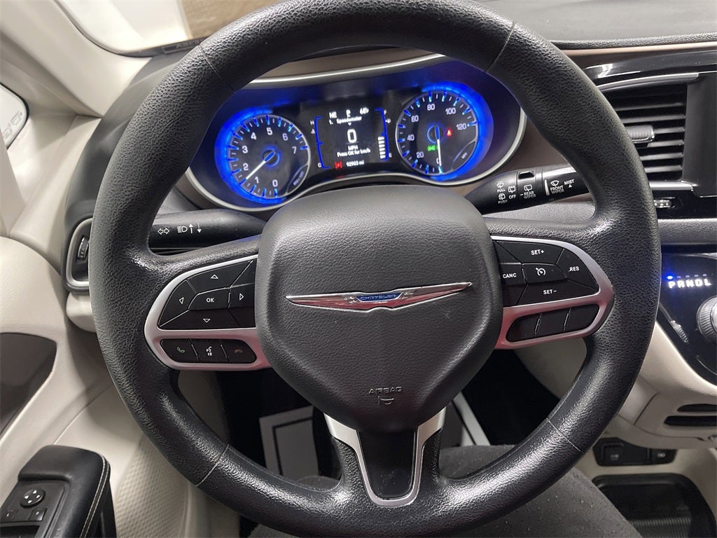 2021 Chrysler Voyager LXI