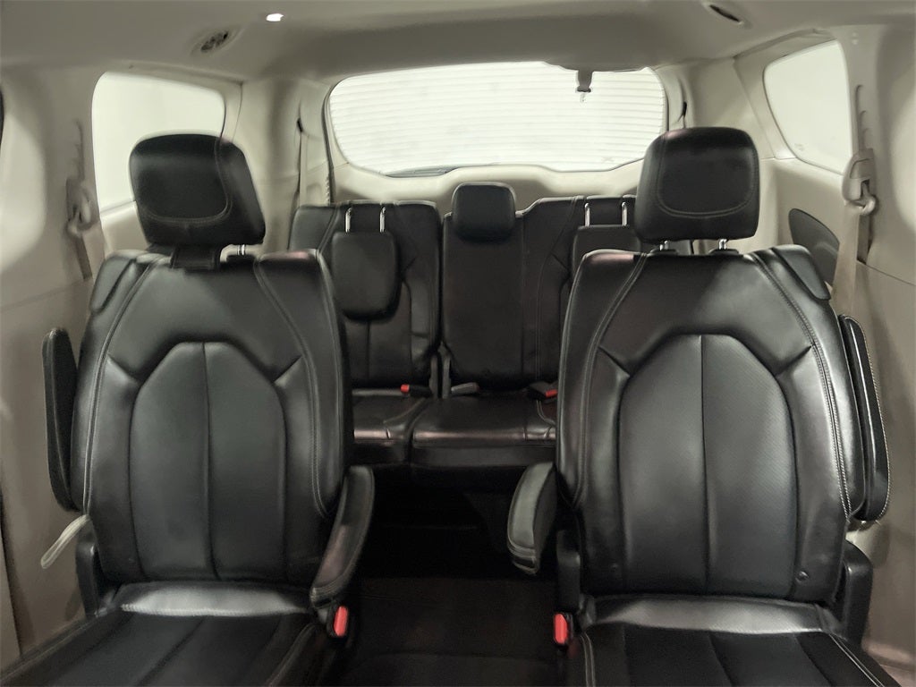 2021 Chrysler Voyager LXI