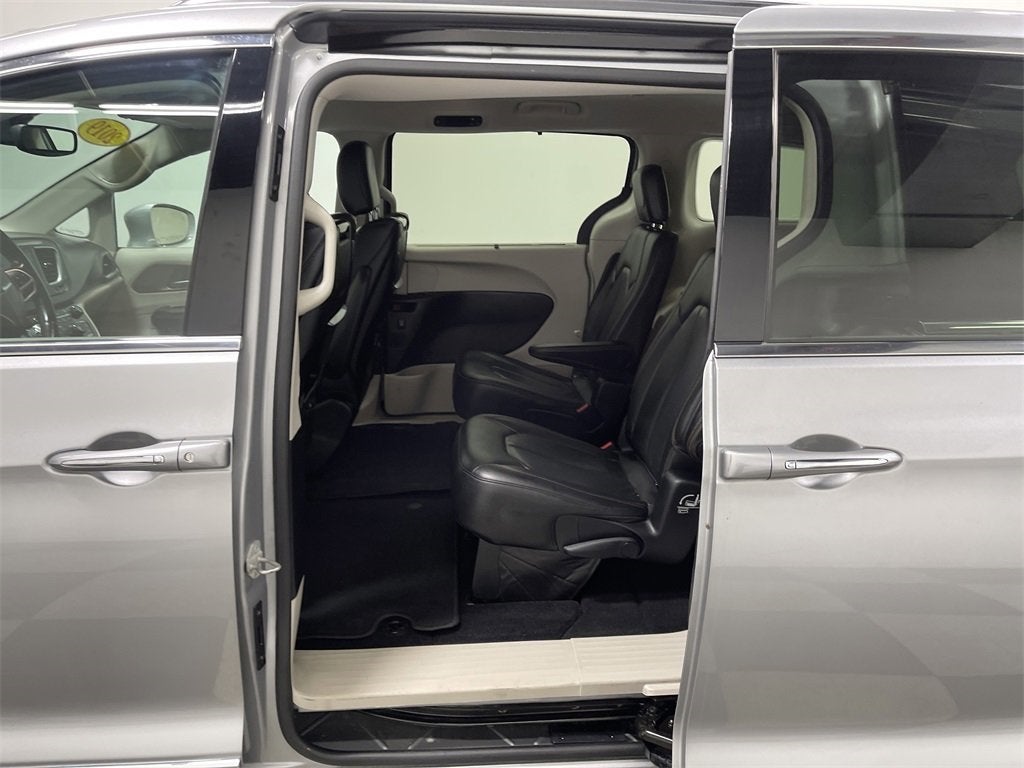 2019 Chrysler Pacifica Touring L Plus