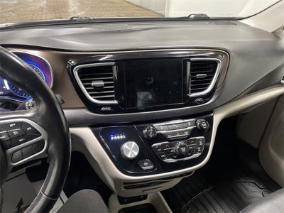 2019 Chrysler Pacifica Touring L Plus