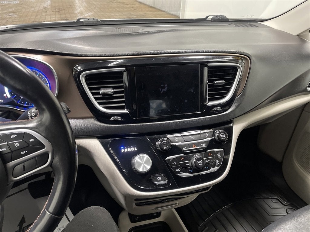 2019 Chrysler Pacifica Touring L Plus